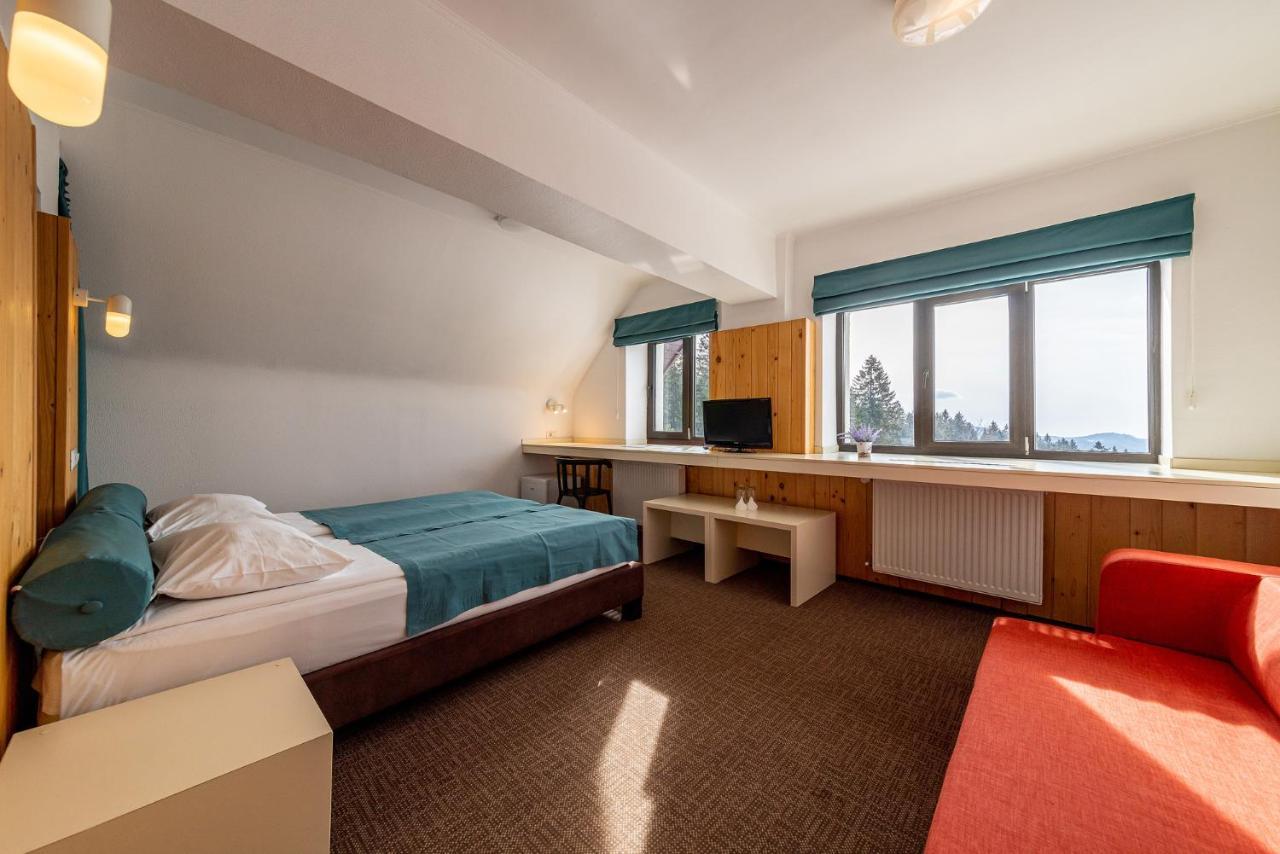 Complex Hotelier Cota O Mie Sinaia Exterior photo