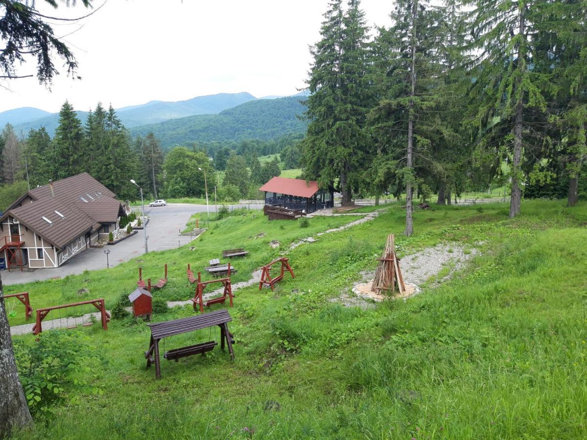Complex Hotelier Cota O Mie Sinaia Exterior photo